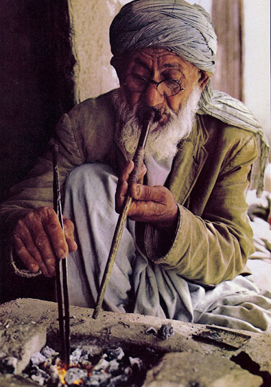 Afghan smithy_blowpipe